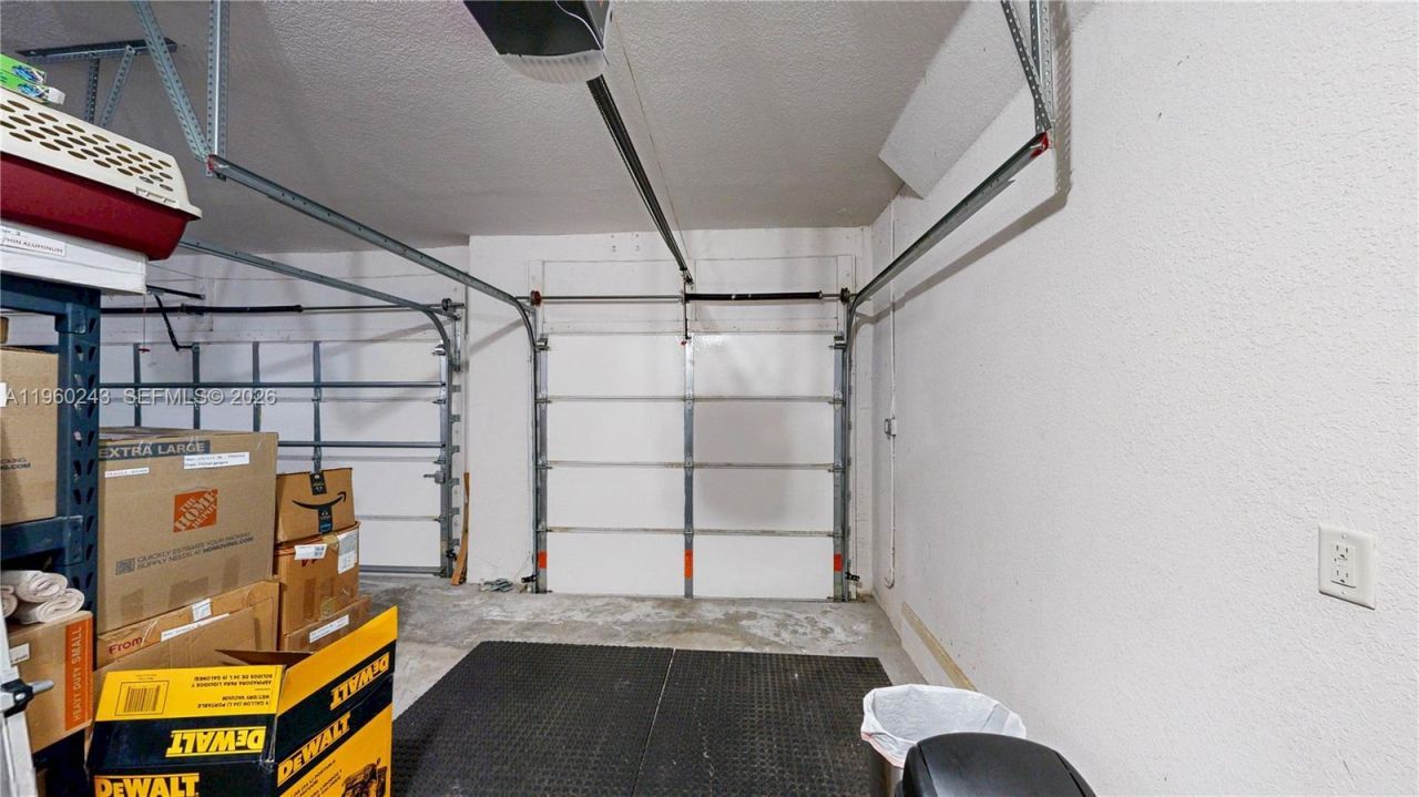 12922 SW 221st St, Miami, FL 33170 Photo