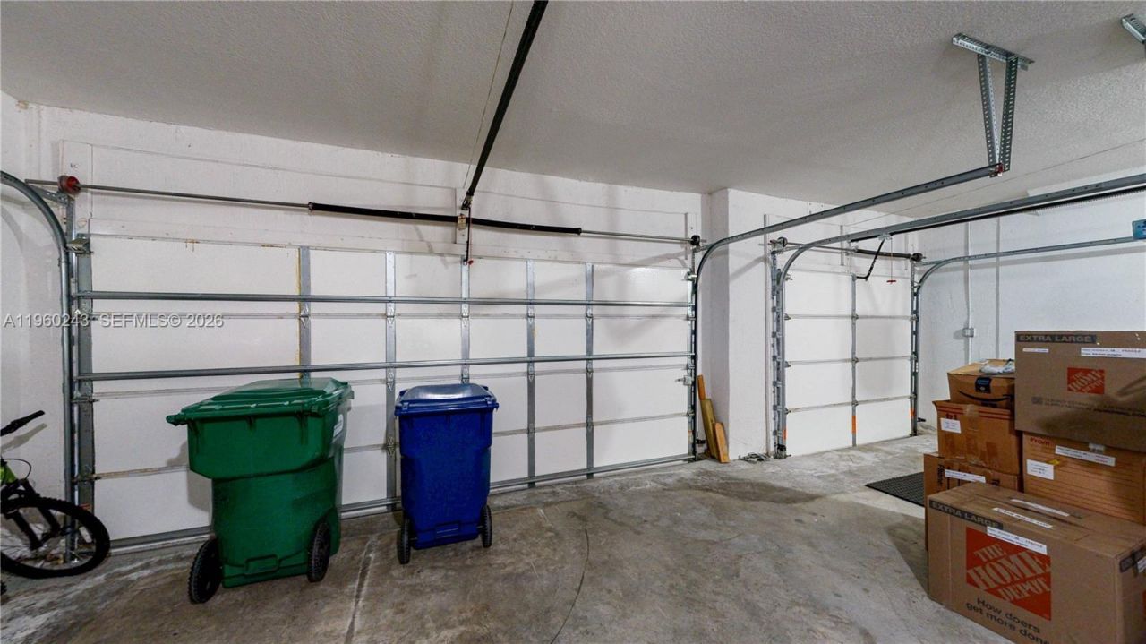 12922 SW 221st St, Miami, FL 33170 Photo