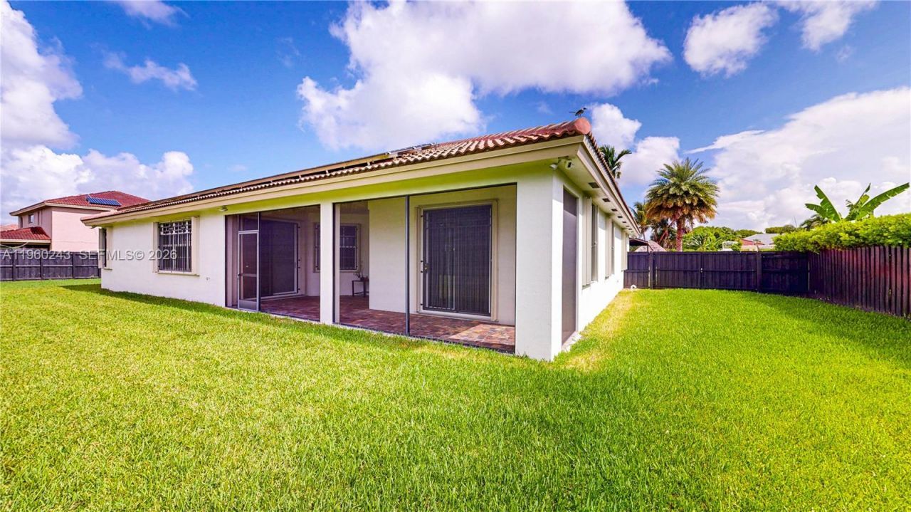 12922 SW 221st St, Miami, FL 33170 Photo