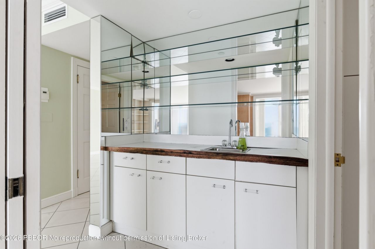 525 S Flagler Drive, Unit 20 B&C, West Palm Beach, FL 33401 Photo