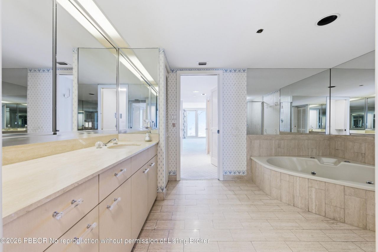 525 S Flagler Drive, Unit 20 B&C, West Palm Beach, FL 33401 Photo