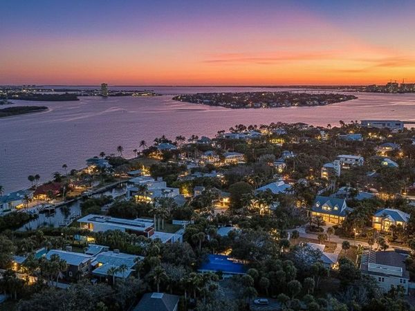 129 PIERSON LANE, SARASOTA, FL 34242