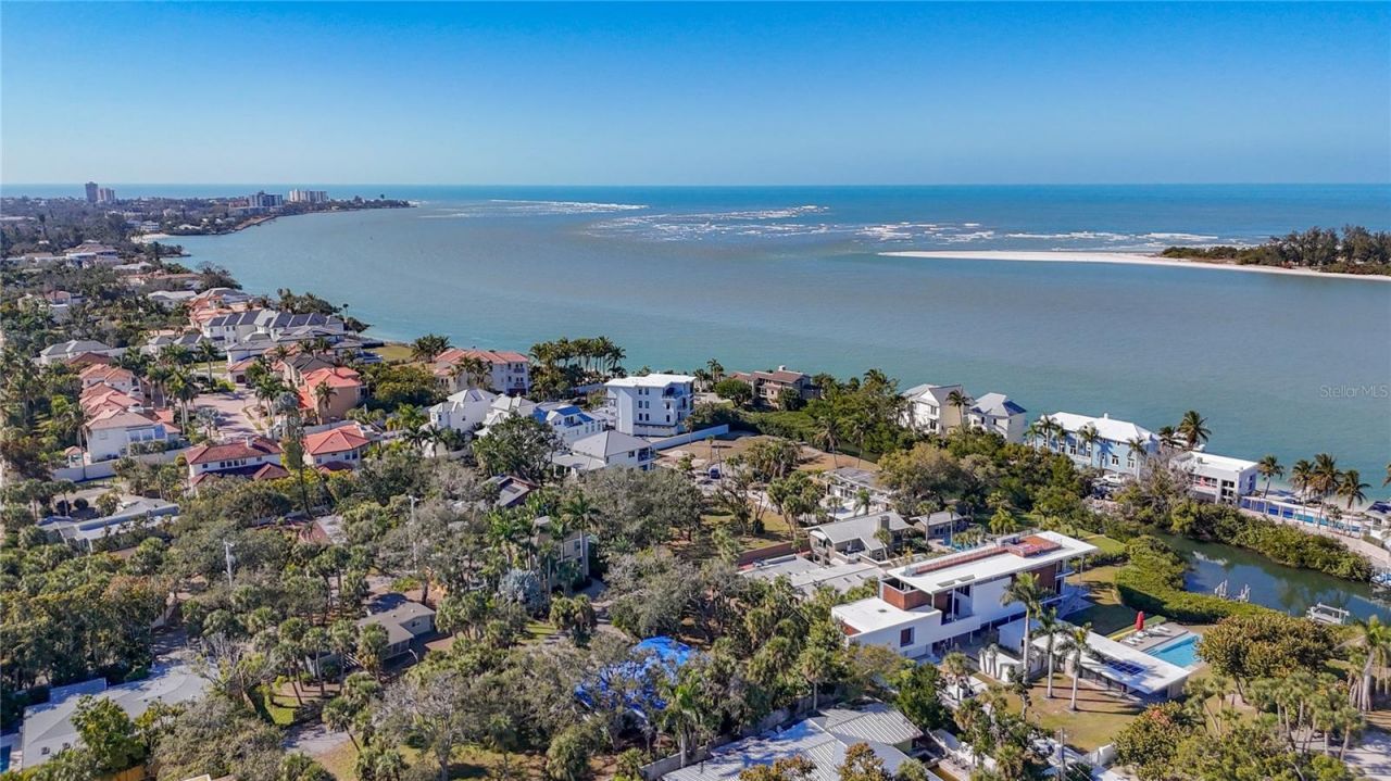 129 Pierson Lane, Sarasota, FL 34242 Photo