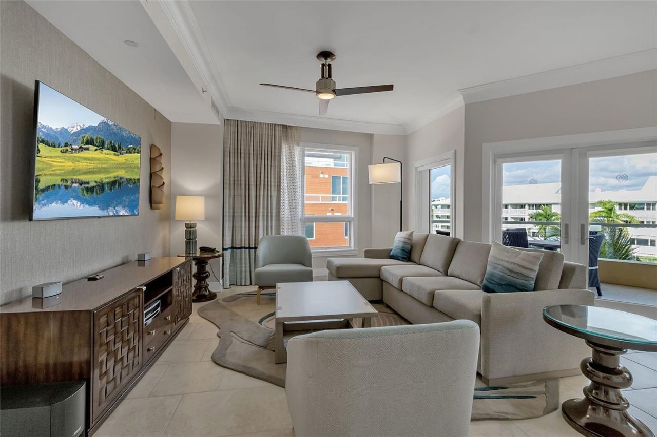 915 Seaside Drive, Unit 412, Sarasota, FL 34242 Photo