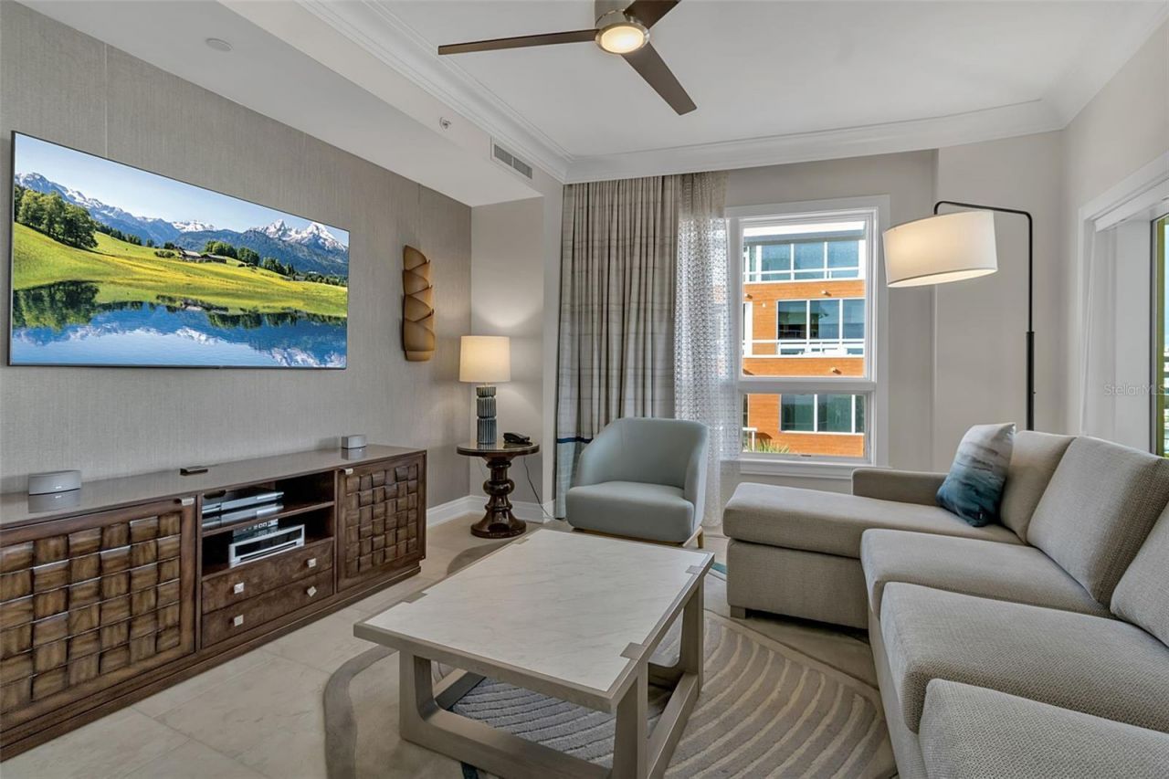 915 Seaside Drive, Unit 412, Sarasota, FL 34242 Photo