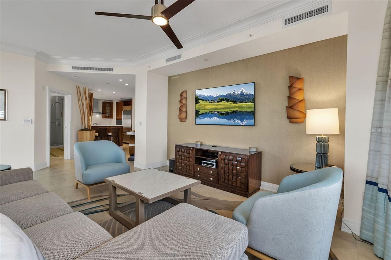 915 Seaside Drive, Unit 412, Sarasota, FL 34242 Photo