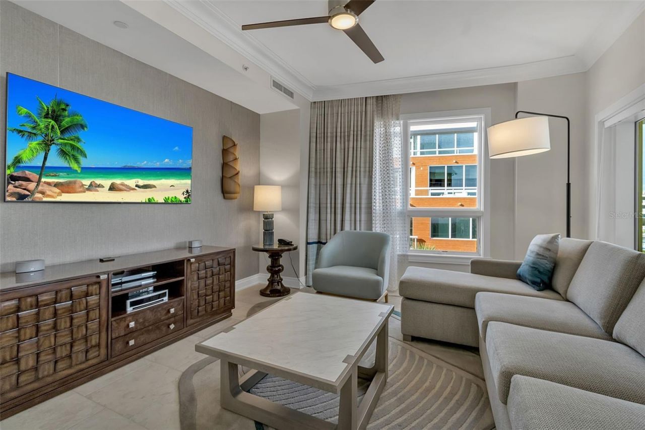 915 Seaside Drive, Unit 412, Sarasota, FL 34242 Photo