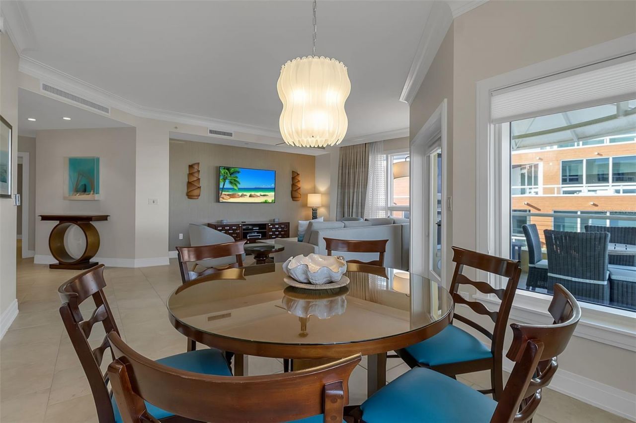 915 Seaside Drive, Unit 412, Sarasota, FL 34242 Photo