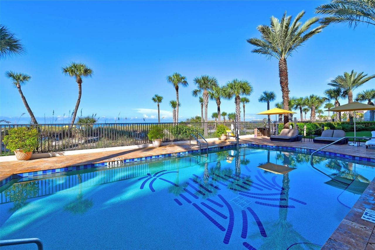 915 Seaside Drive, Unit 412, Sarasota, FL 34242 Photo