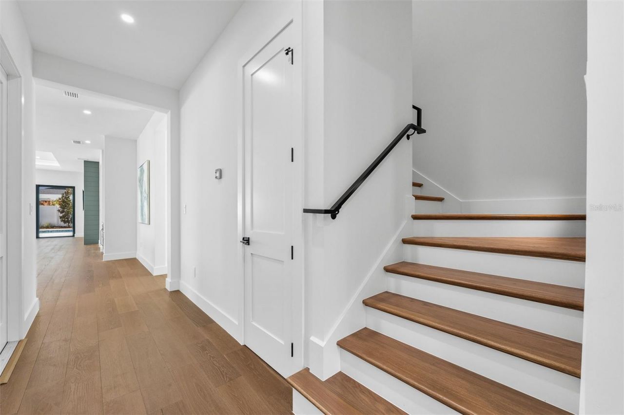 3303 Helen Avenue, Orlando, FL 32804 Photo