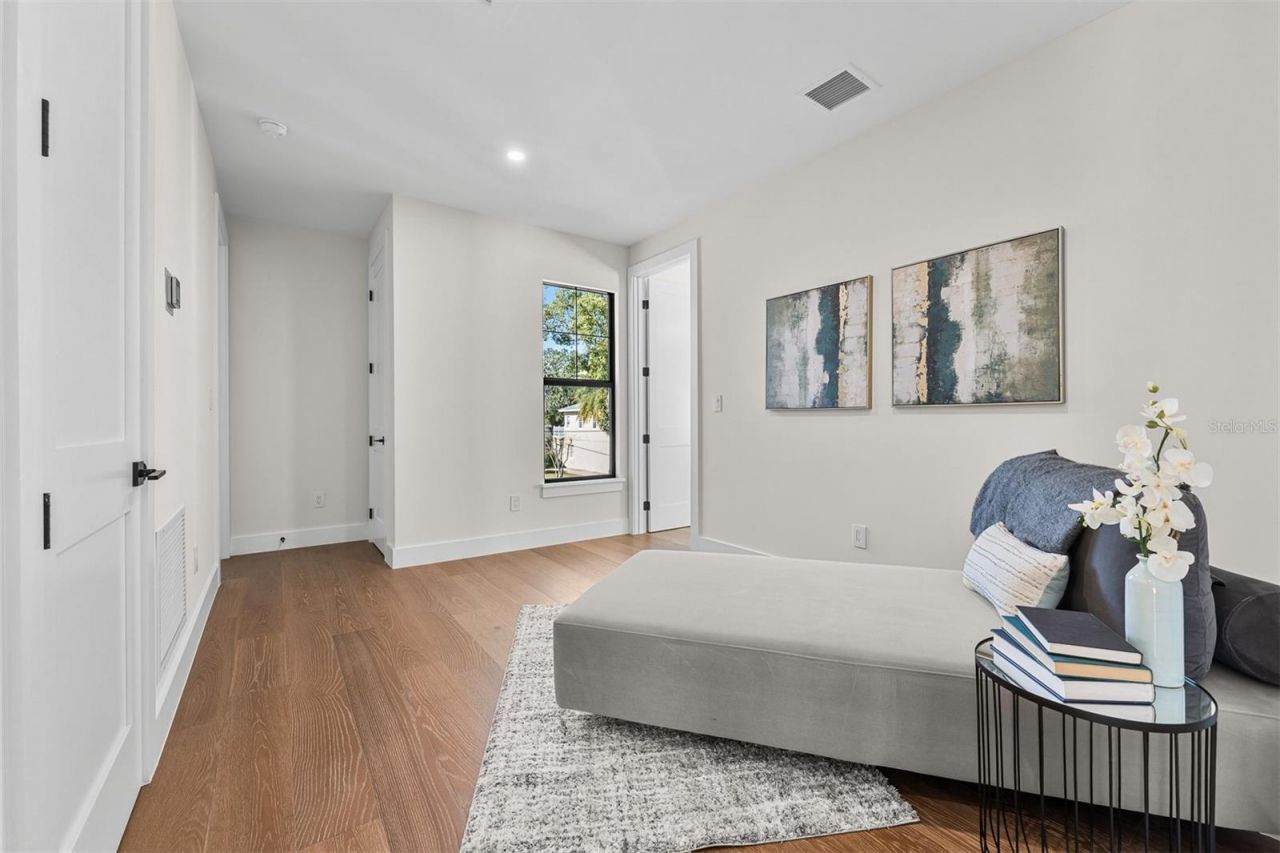 3303 Helen Avenue, Orlando, FL 32804 Photo