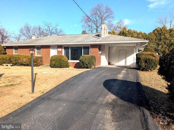 7690 DANIEL DRIVE, HARRISBURG, PA 17112