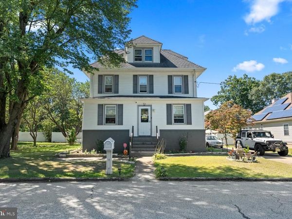 131 NORTH AVENUE, WEST BERLIN, NJ 08091