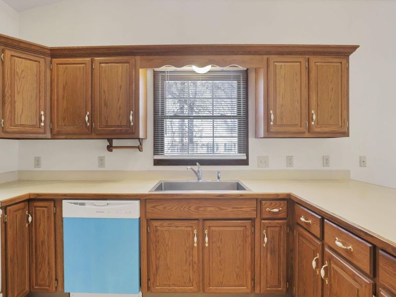 655 W Thrush Avenue, Crestline, OH 44827 Photo 18