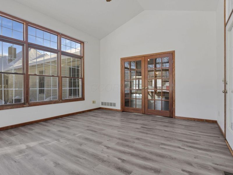 655 W Thrush Avenue, Crestline, OH 44827 Photo 25