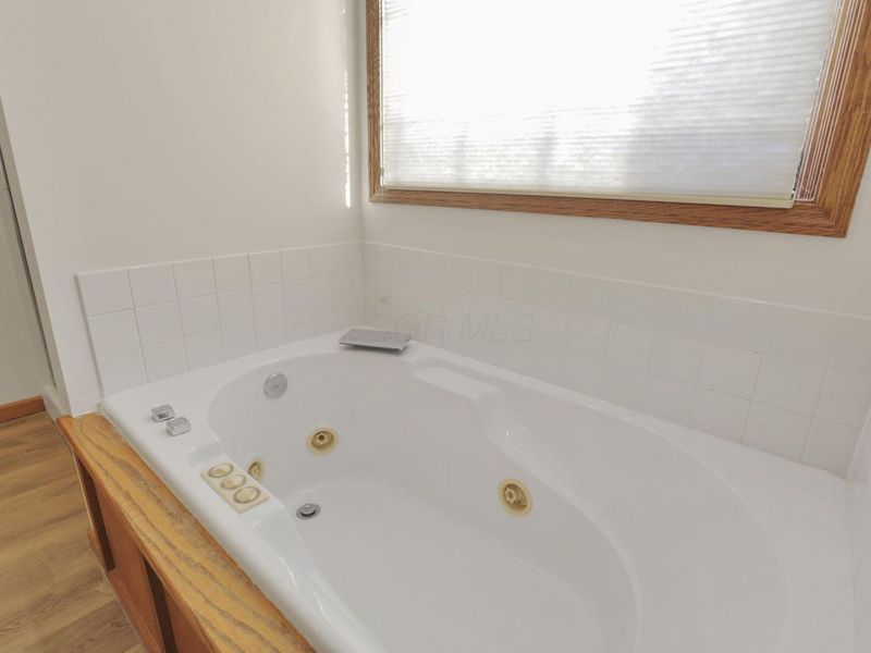 655 W Thrush Avenue, Crestline, OH 44827 Photo 41