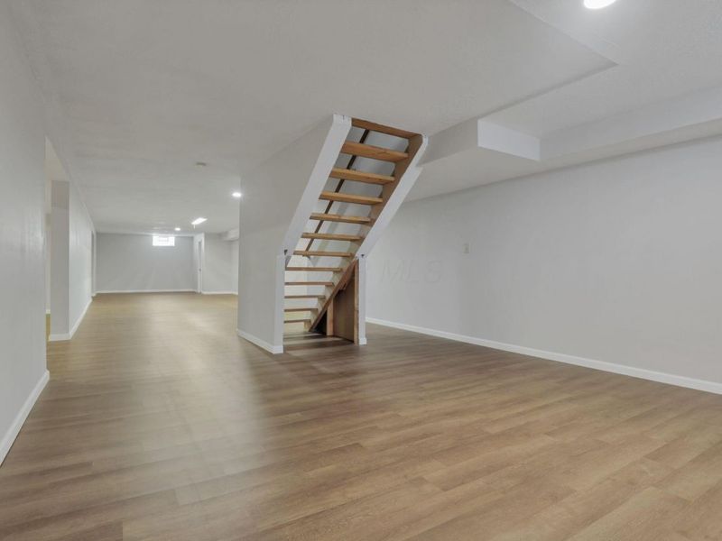 655 W Thrush Avenue, Crestline, OH 44827 Photo 47