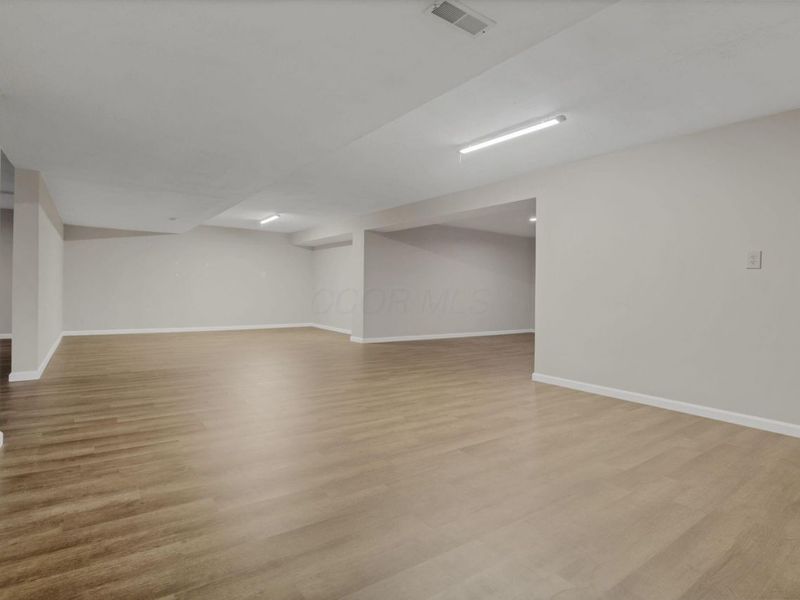 655 W Thrush Avenue, Crestline, OH 44827 Photo 48