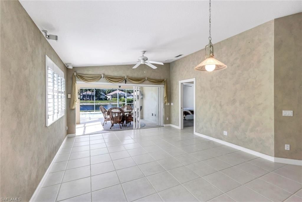 3025 Futuna Ln, Naples, FL 34119 Photo