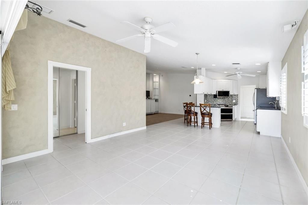 3025 Futuna Ln, Naples, FL 34119 Photo