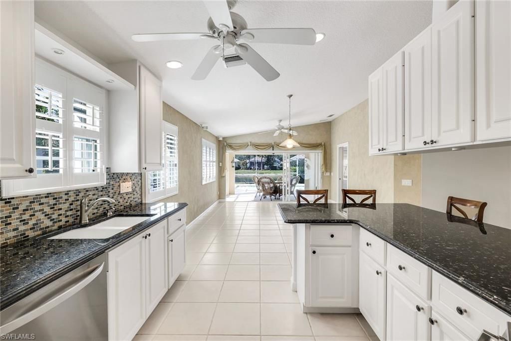 3025 Futuna Ln, Naples, FL 34119 Photo