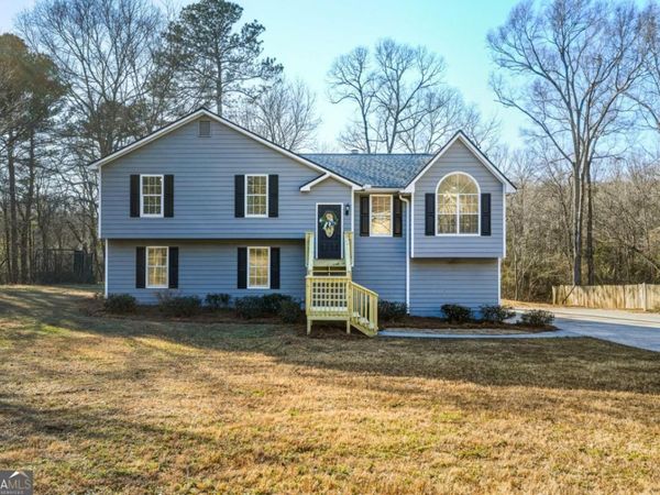 615 Amberwood Place, Euharlee, GA 30145