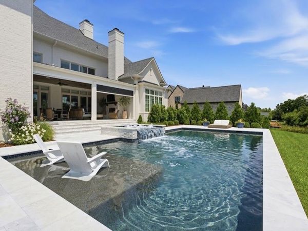 1702 Southwick Dr, Brentwood, TN 37027