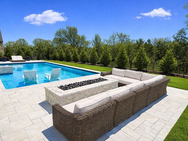 1702 Southwick Dr, Brentwood, TN 37027