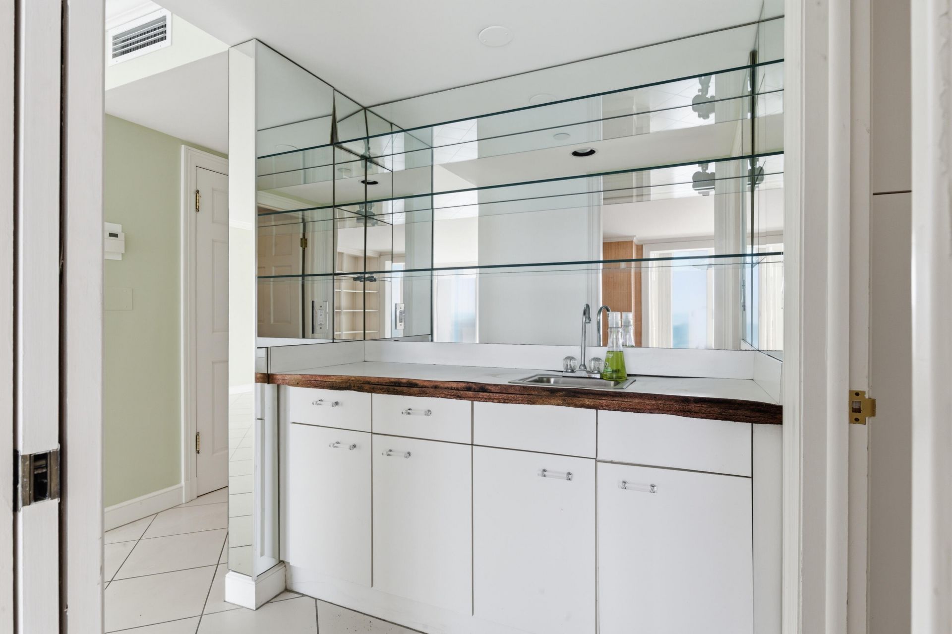 525 S Flagler Drive, Unit 20b/C, West Palm Beach, FL 33401 Photo