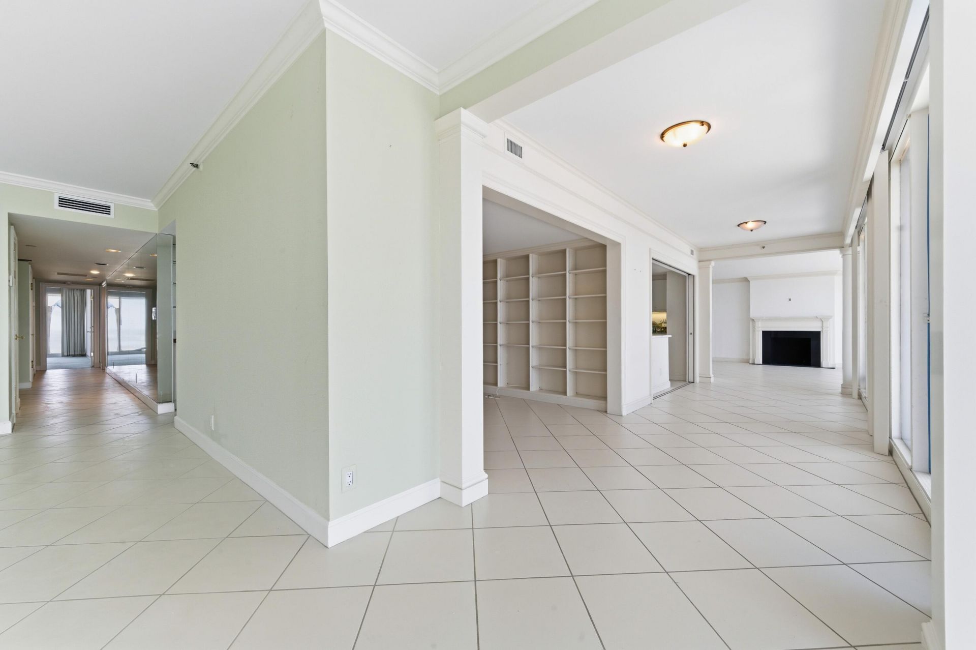 525 S Flagler Drive, Unit 20b/C, West Palm Beach, FL 33401 Photo