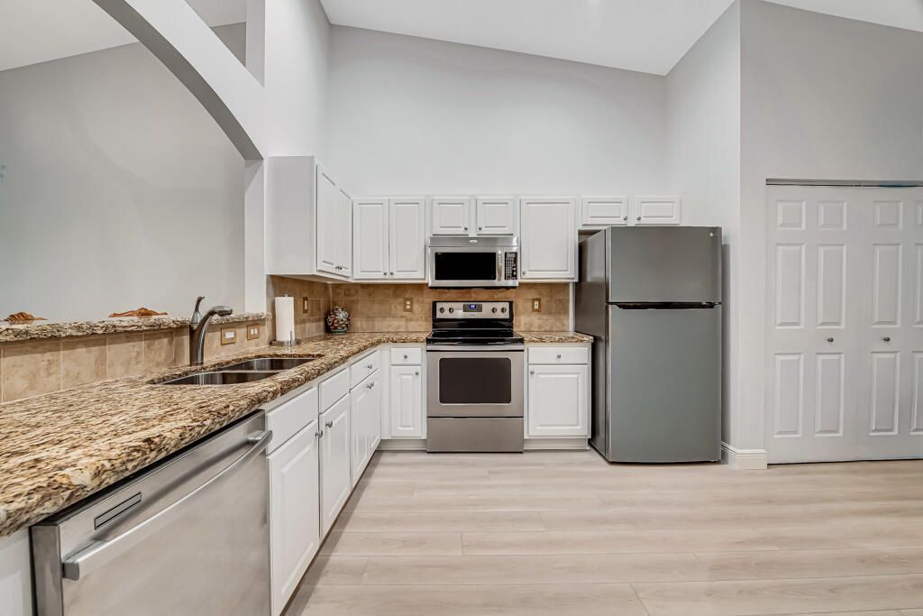 8591 Logia Circle, Boynton Beach, FL 33472 Photo