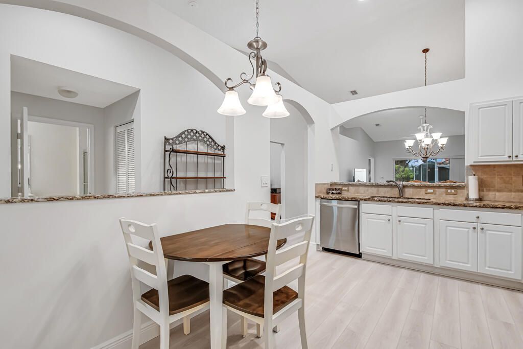 8591 Logia Circle, Boynton Beach, FL 33472 Photo