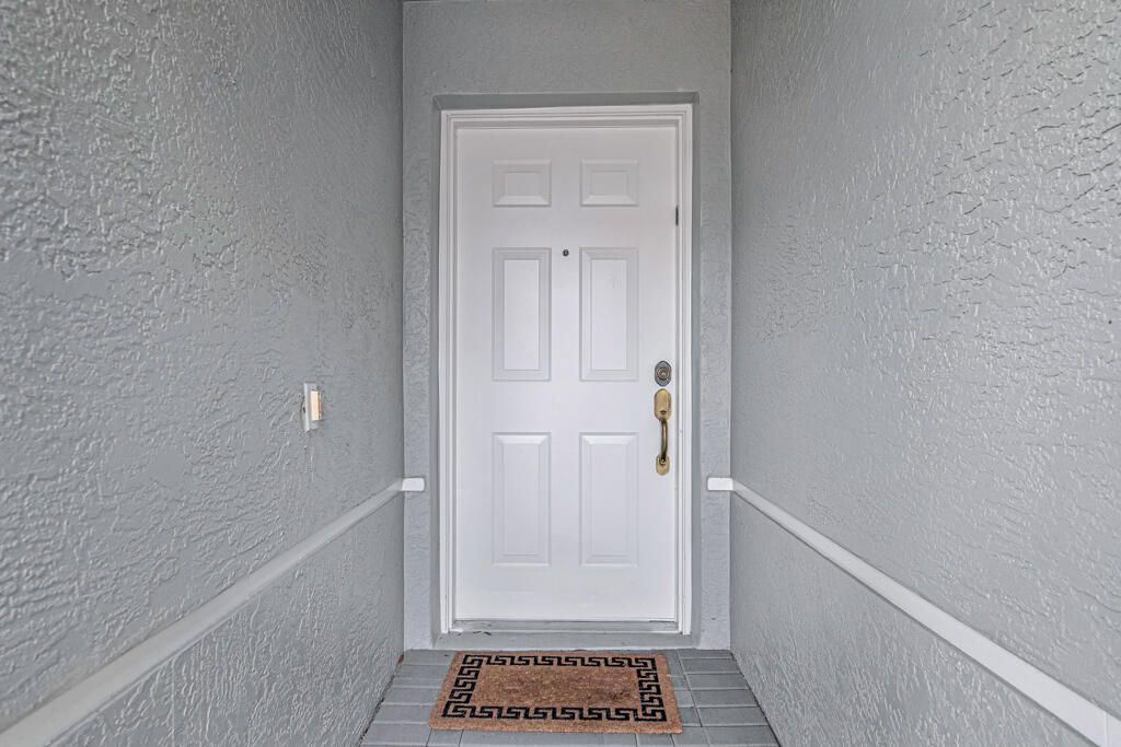 8591 Logia Circle, Boynton Beach, FL 33472 Photo