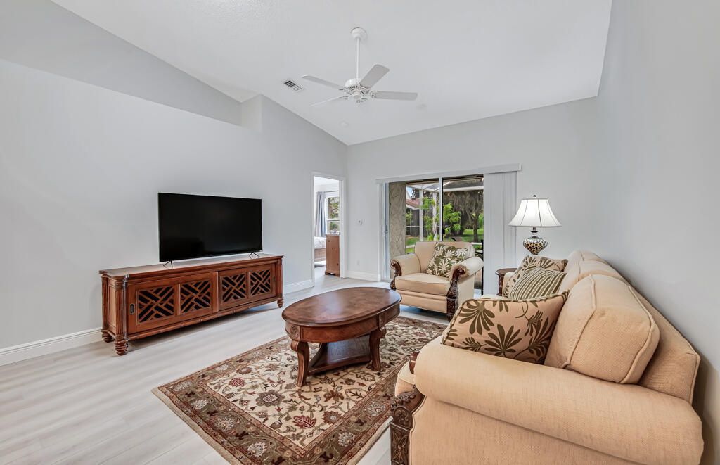 8591 Logia Circle, Boynton Beach, FL 33472 Photo