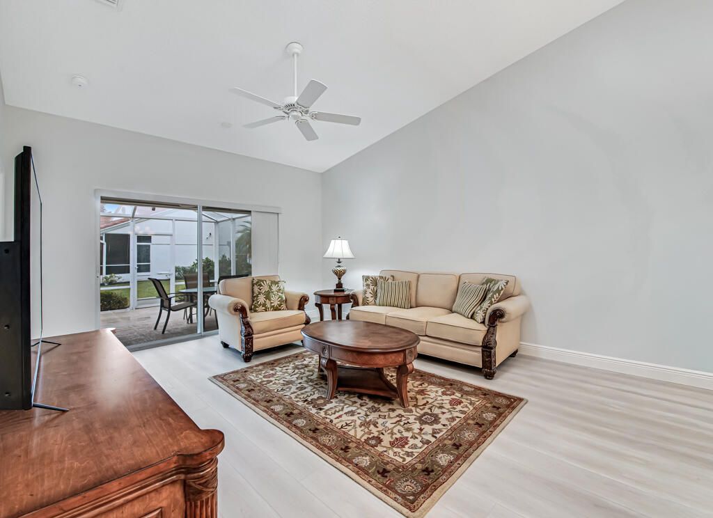 8591 Logia Circle, Boynton Beach, FL 33472 Photo