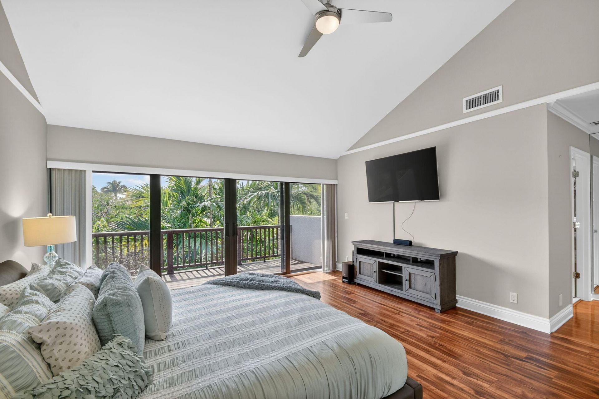 5586 N Ocean Boulevard, Unit 35g, Ocean Ridge, FL 33435 Photo