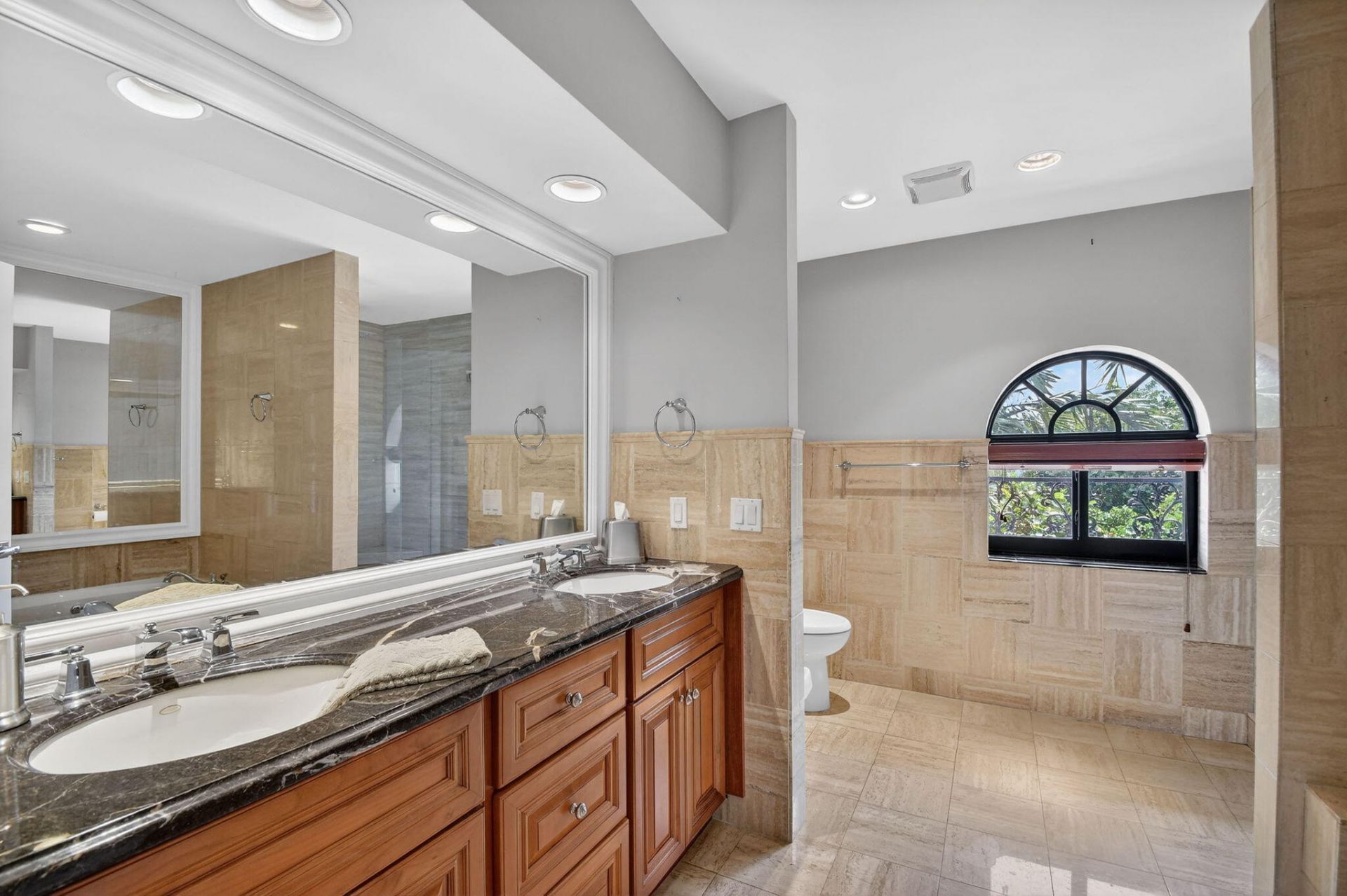 5586 N Ocean Boulevard, Unit 35g, Ocean Ridge, FL 33435 Photo