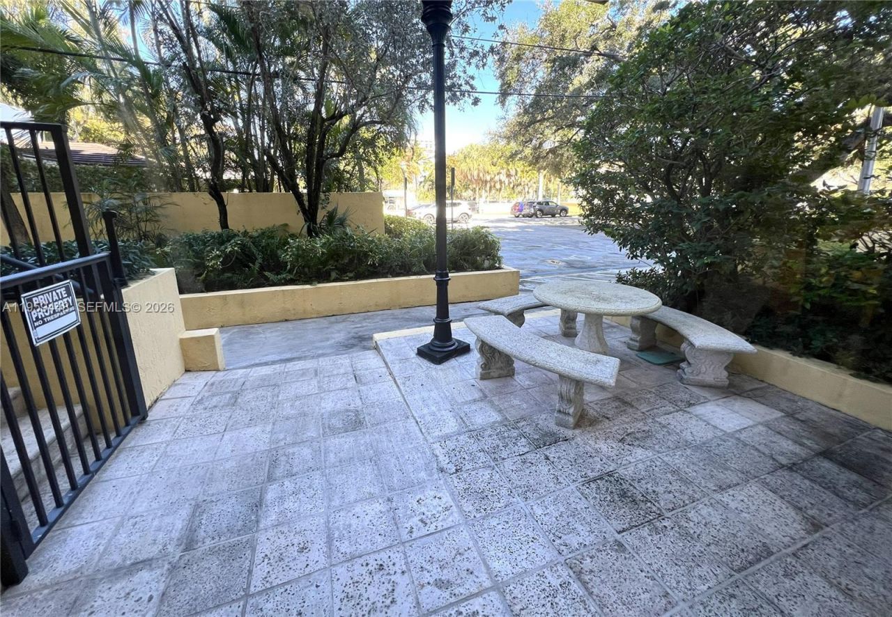 101 Sidonia Ave , Unit 304, Coral Gables, FL 33134 Photo