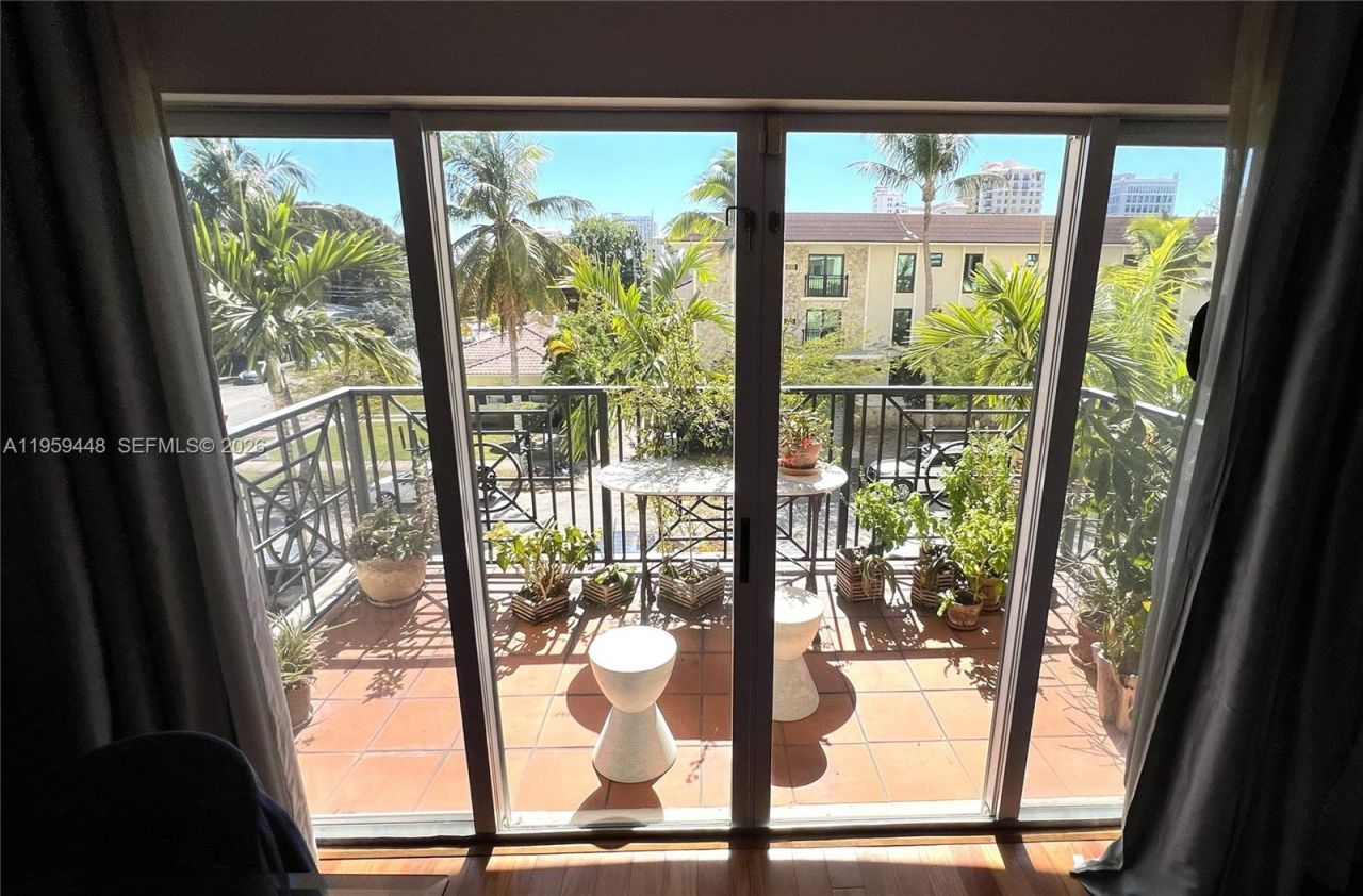101 Sidonia Ave , Unit 304, Coral Gables, FL 33134 Photo