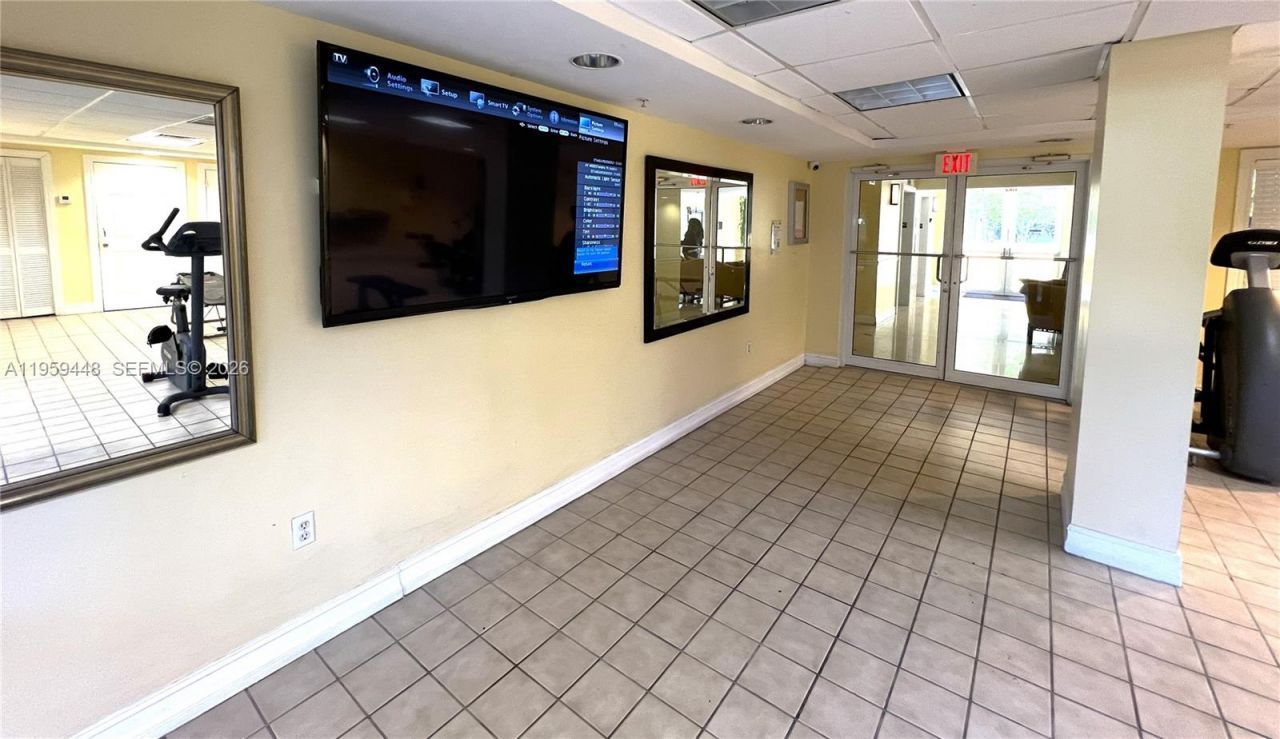 101 Sidonia Ave , Unit 304, Coral Gables, FL 33134 Photo