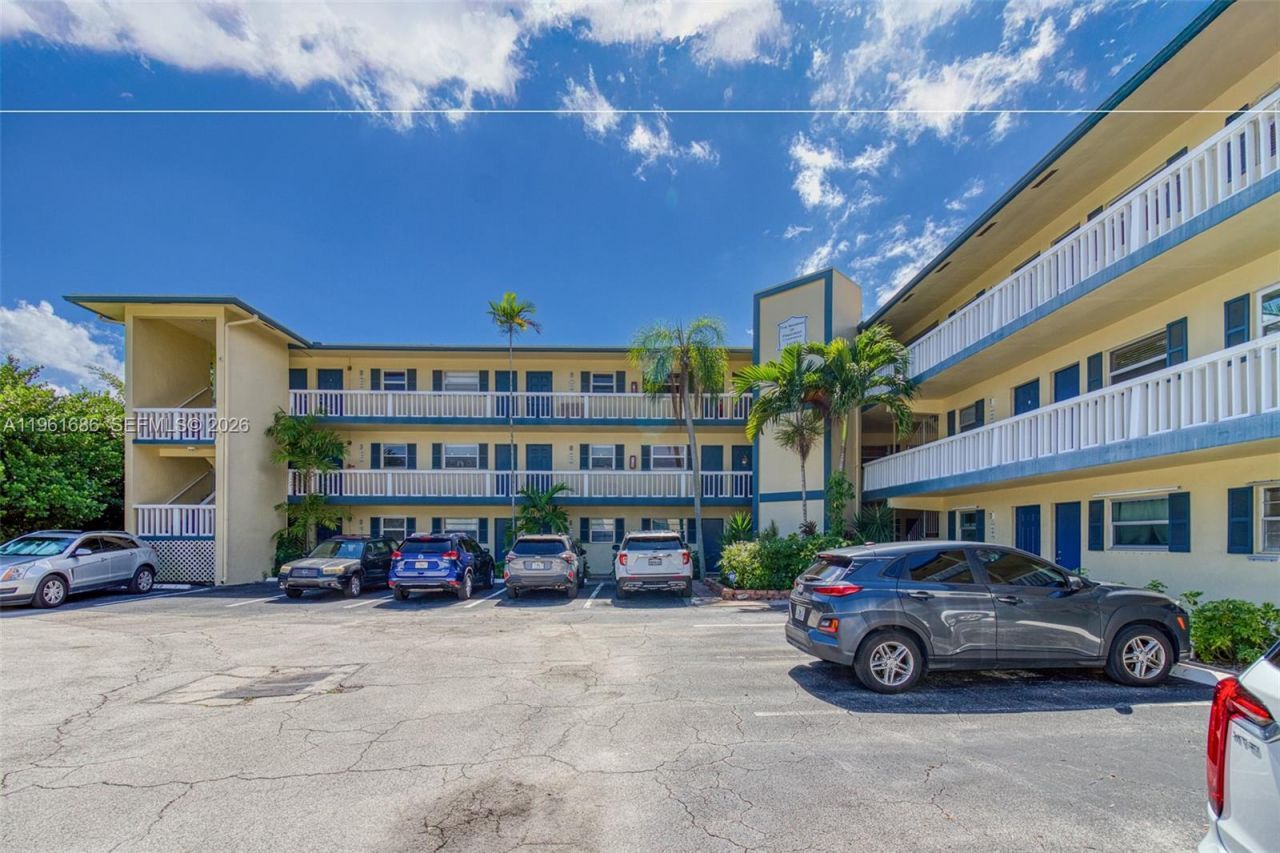 1400 NE 57th Ct , Unit 301, Fort Lauderdale, FL 33334 Photo