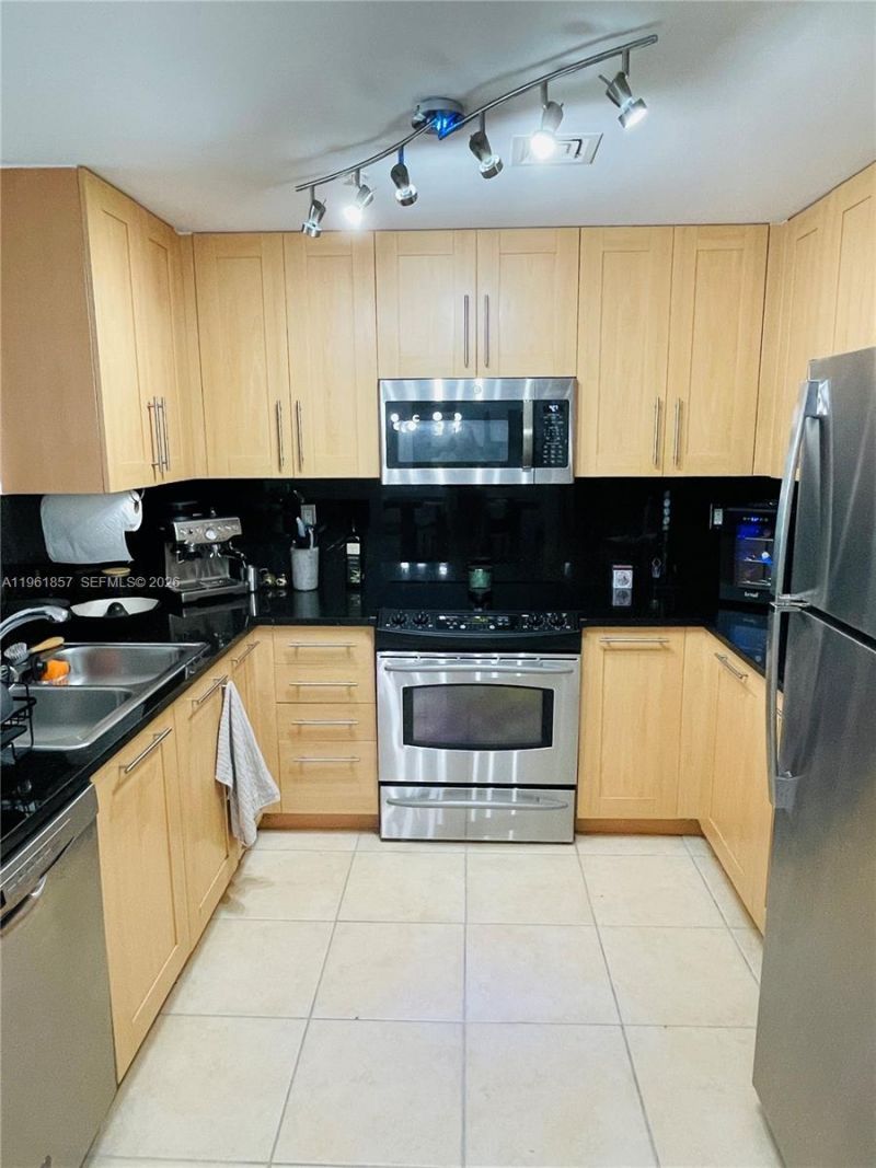 511 SE 5th Ave, Unit 1113, Fort Lauderdale, FL 33301 Photo