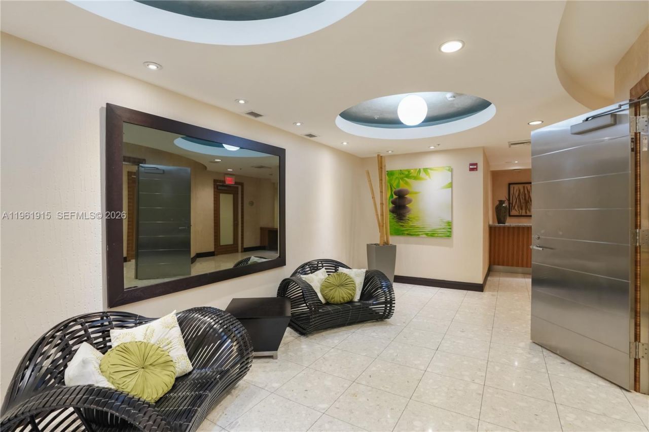 253 NE 2nd St, Unit 3105, Miami, FL 33132 Photo