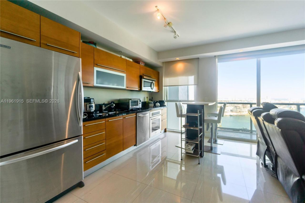 253 NE 2nd St, Unit 3105, Miami, FL 33132 Photo