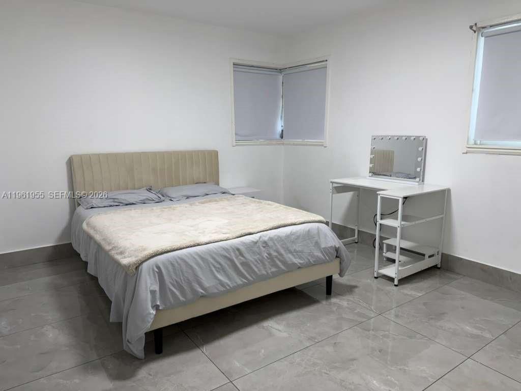 2121 N 57th Ter, Hollywood, FL 33021 Photo