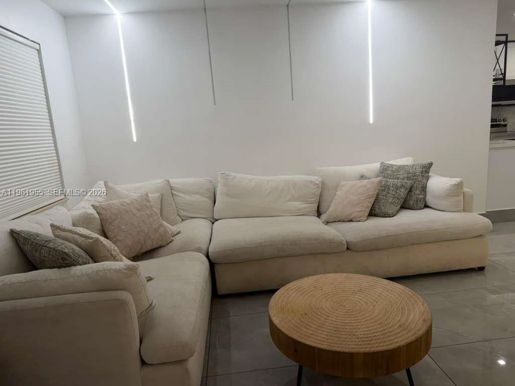 2121 N 57th Ter, Hollywood, FL 33021 Photo