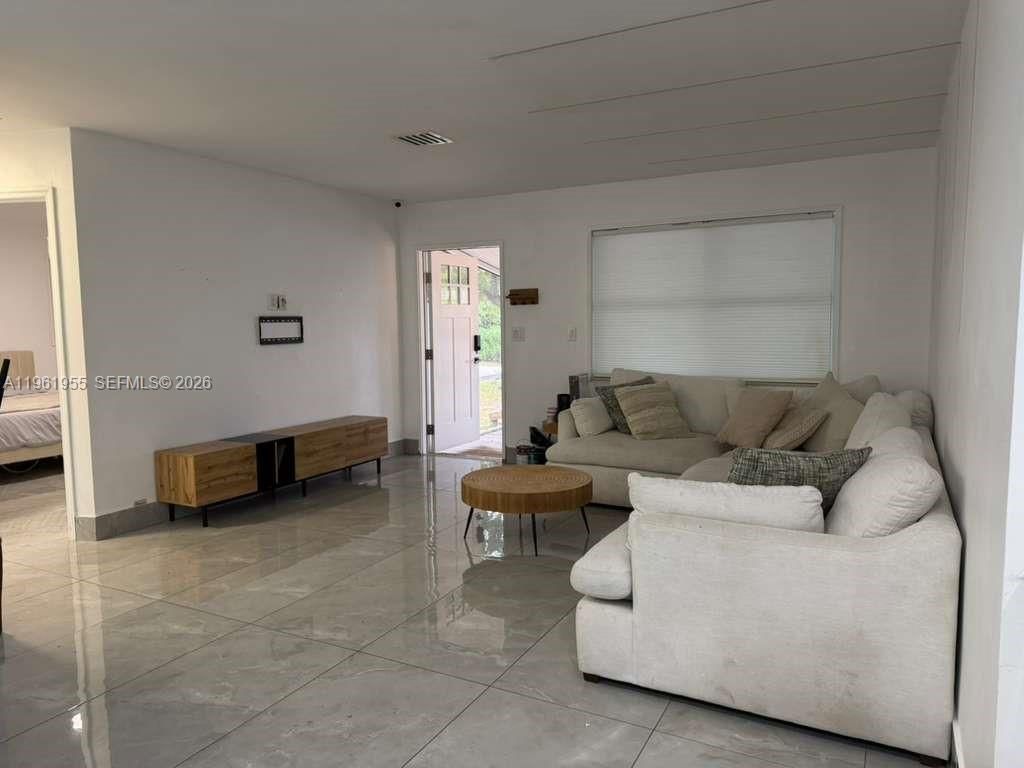 2121 N 57th Ter, Hollywood, FL 33021 Photo