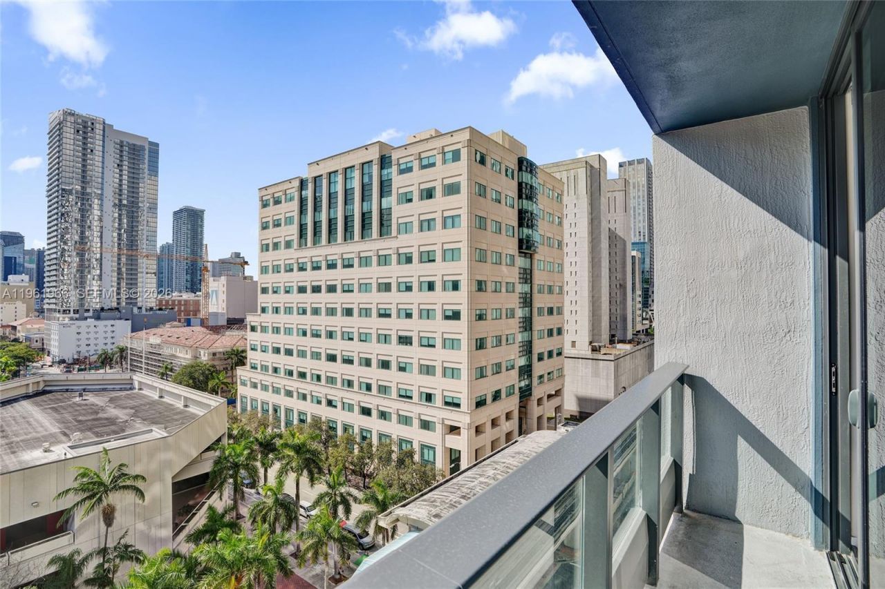 121 NE 5th Street , Unit 1001B, Miami, FL 33132 Photo