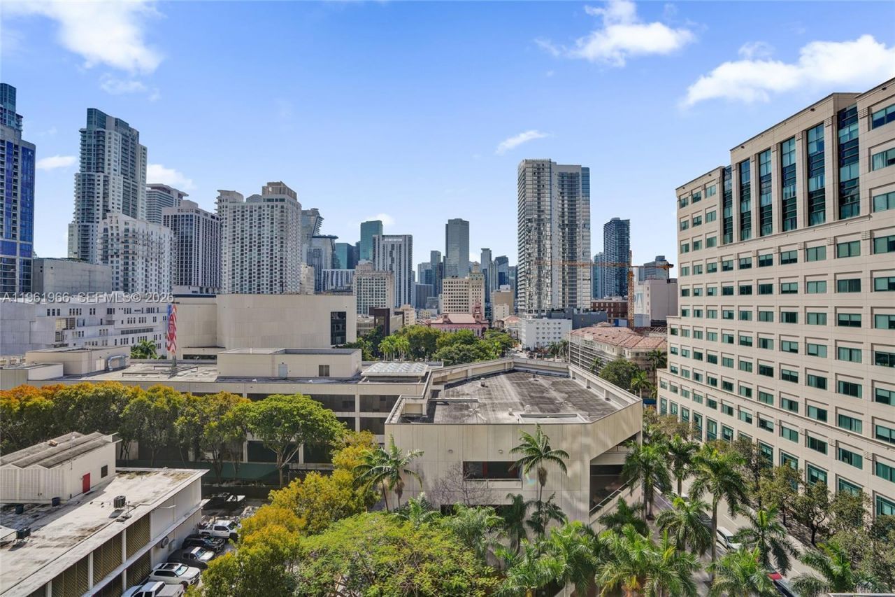 121 NE 5th Street , Unit 1001B, Miami, FL 33132 Photo