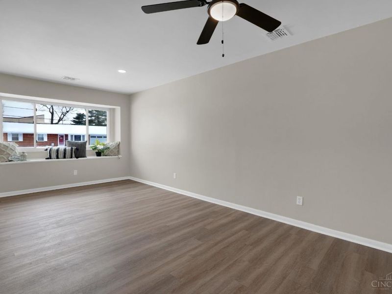 290 Nelson Lane, Cincinnati, OH 45246 Photo 14